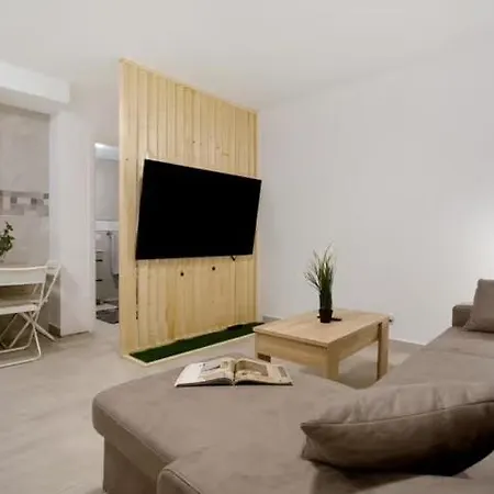 Apt De 2 Bedroom Completamente Nuevo Y Equipado,bbq