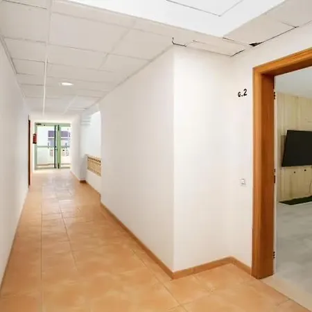 Apt De 2 Bedroom Completamente Nuevo Y Equipado,bbq Apartment Caleta De Fuste